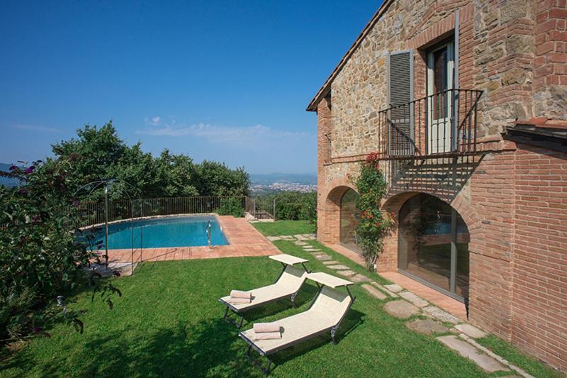 Villa Mandorlo - Pomaio Wines & Hospitality Arezzo Ngoại thất bức ảnh
